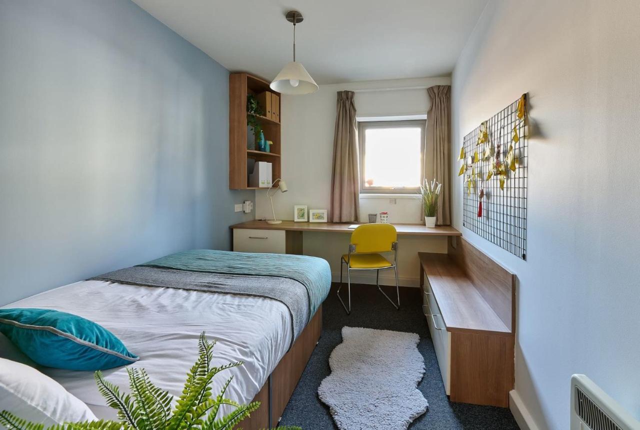 Cosy Ensuite Bedrooms At Trust House Near Exeter City Centre Exteriér fotografie