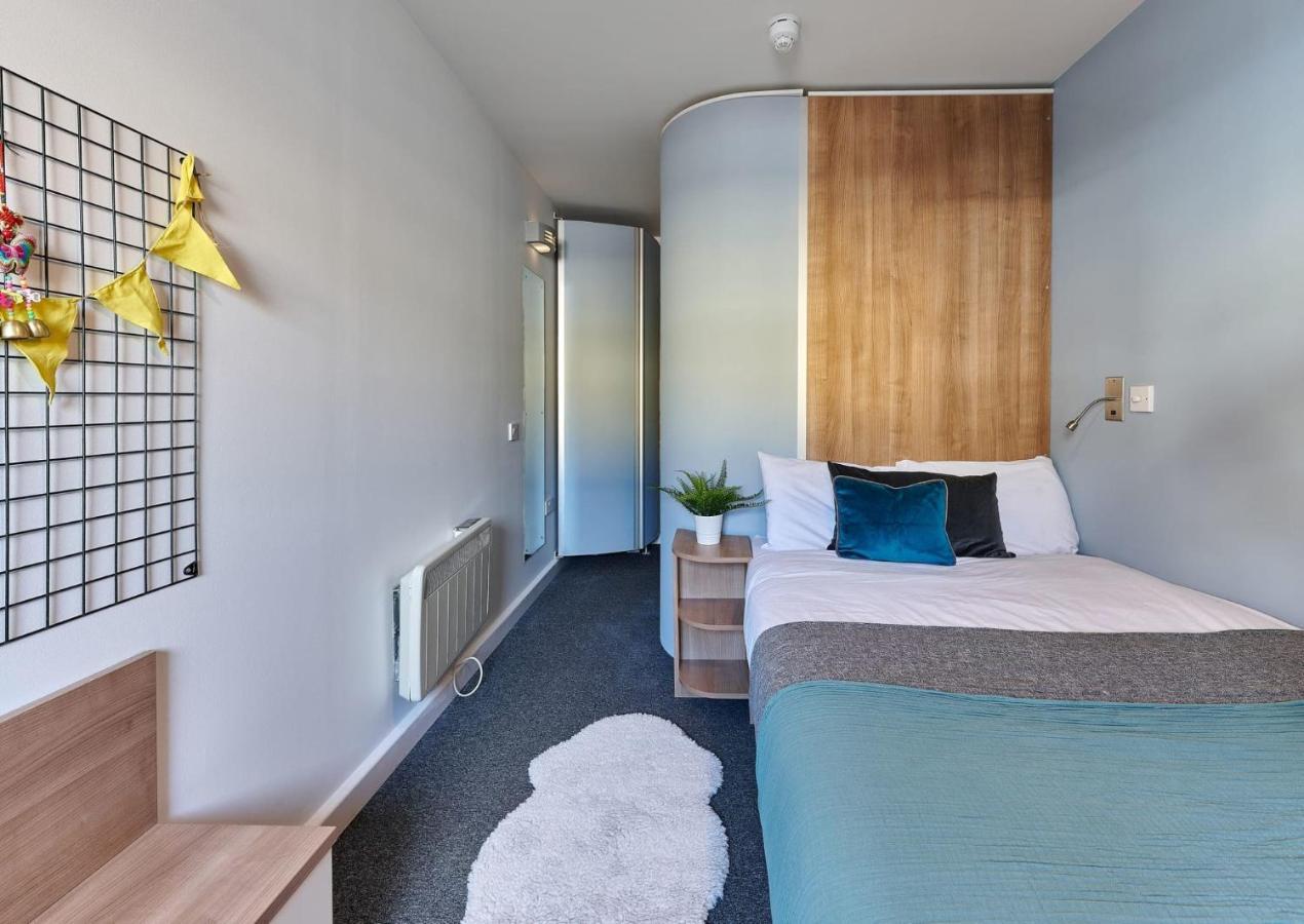 Cosy Ensuite Bedrooms At Trust House Near Exeter City Centre Exteriér fotografie